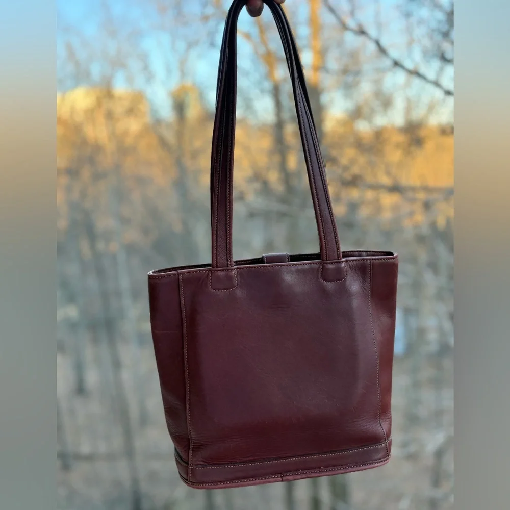Vintage Coach Bleecker Bucket Tote | USA 1995 | Burgundy | 9303 | Hangtag | GUC - Picture 1 of 16